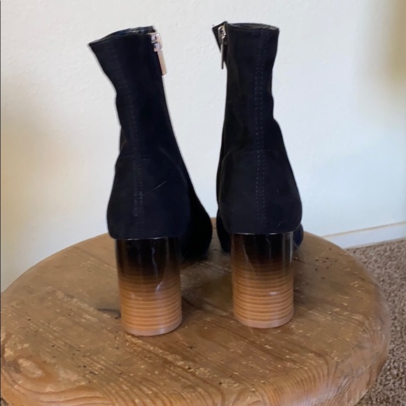 Never worn boots - Picture 3 of 4